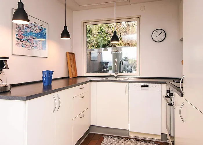 6 Person In Borkop-by Traum